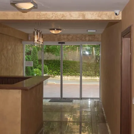 луксозен влас аристо Apartment *